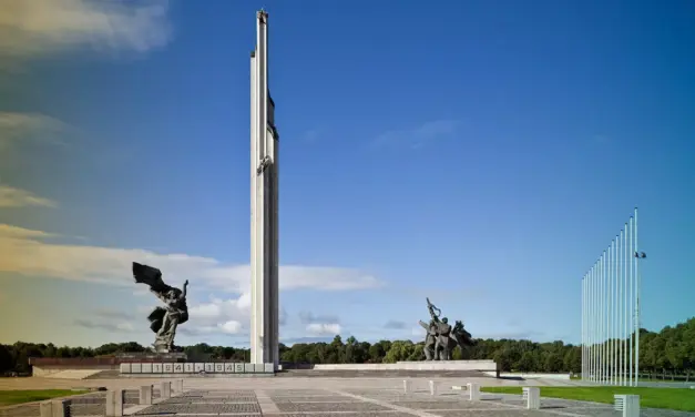 Efter invasionen: Lettisk opgør med russisk og sovjetisk arv